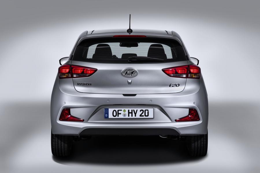  Hyundai i20 Coupe 2015 года  (фото 5 из 30)